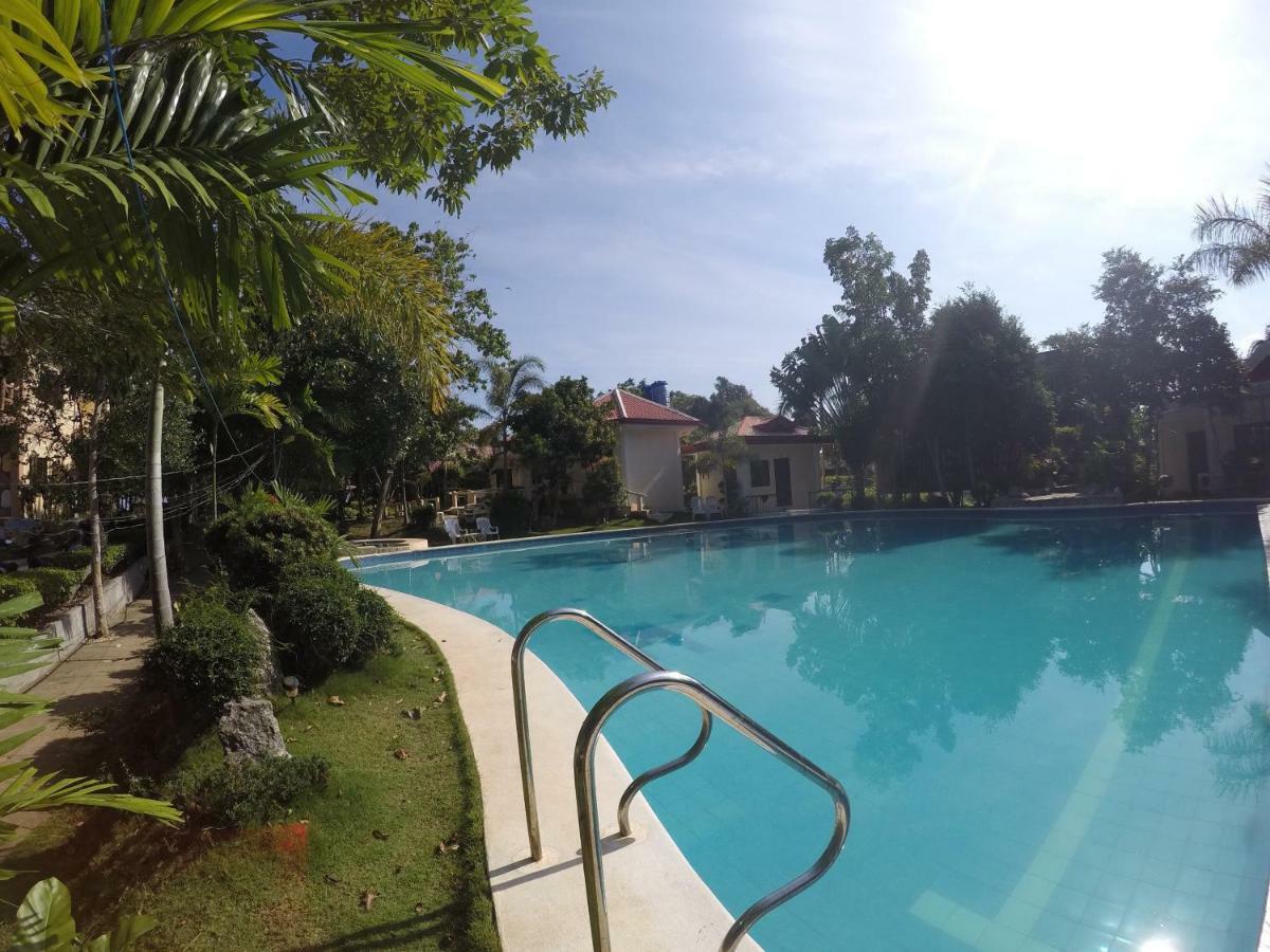 Reddoorz Premium @ Napaling Point Tangnan Hotell Eksteriør bilde