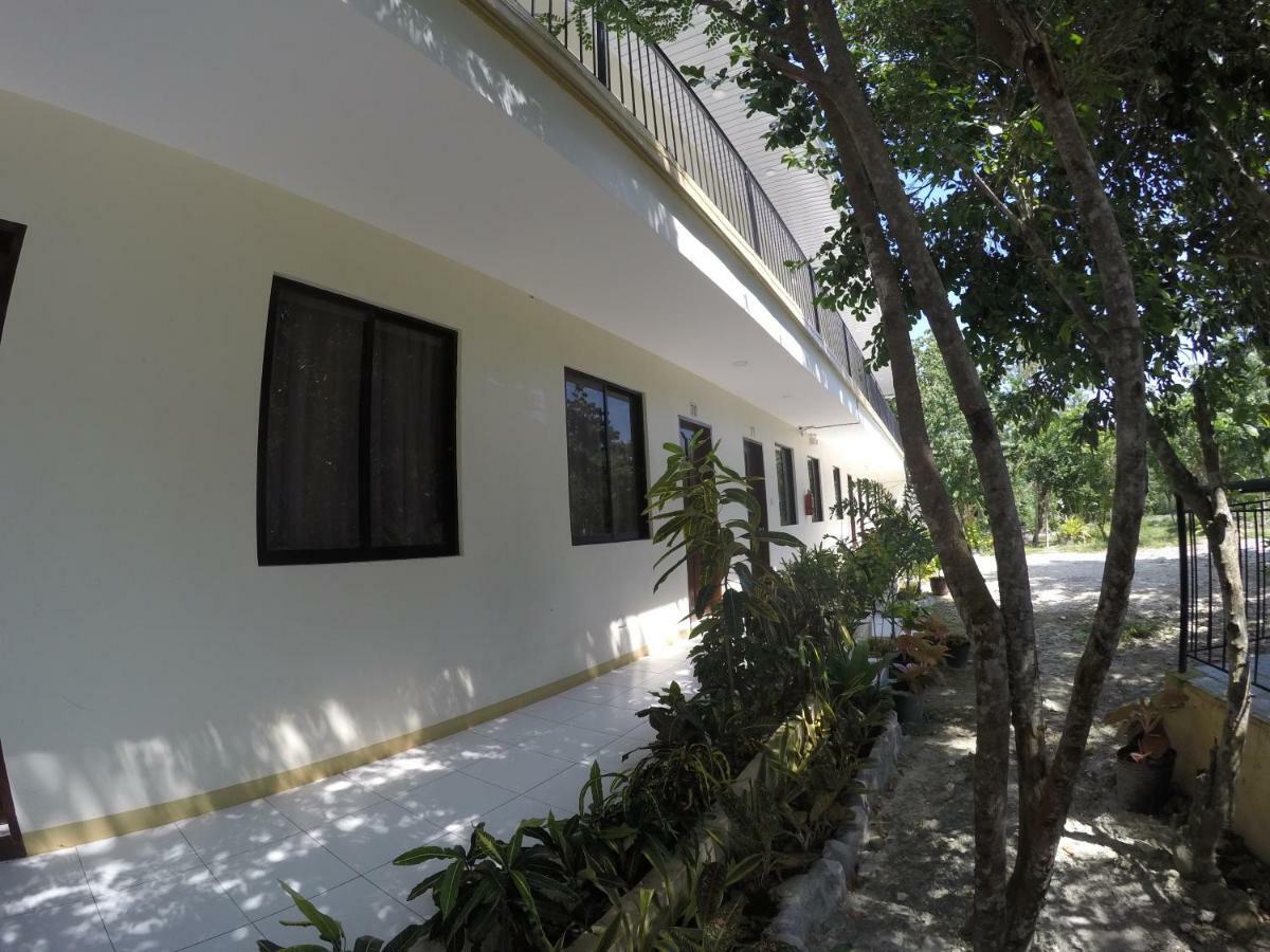 Reddoorz Premium @ Napaling Point Tangnan Hotell Eksteriør bilde